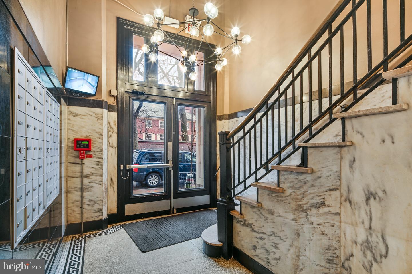 OLD CITY - Residential Lease