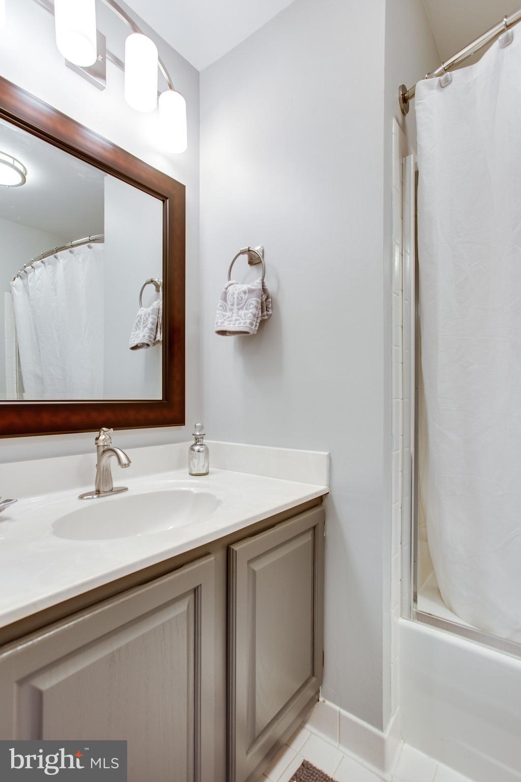 POTOMAC GROVE - Residential