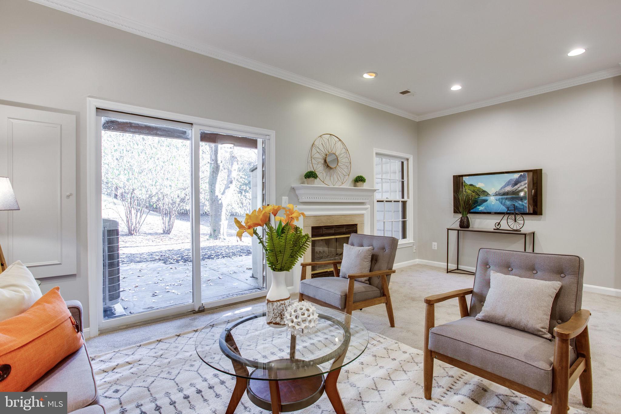 POTOMAC GROVE - Residential