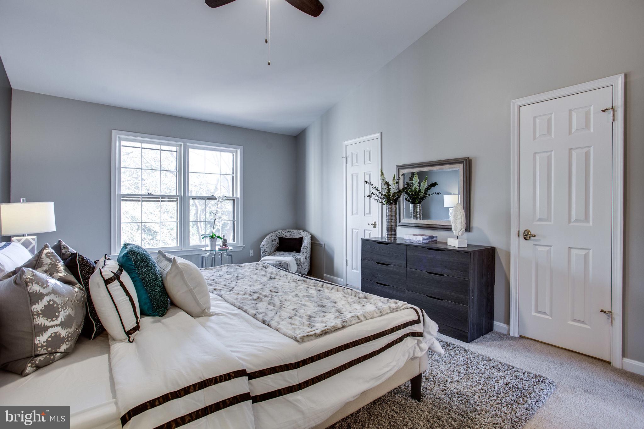 POTOMAC GROVE - Residential