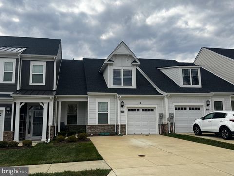 10618 MOUNT RAINIER PL WHITE PLAINS MD 20695