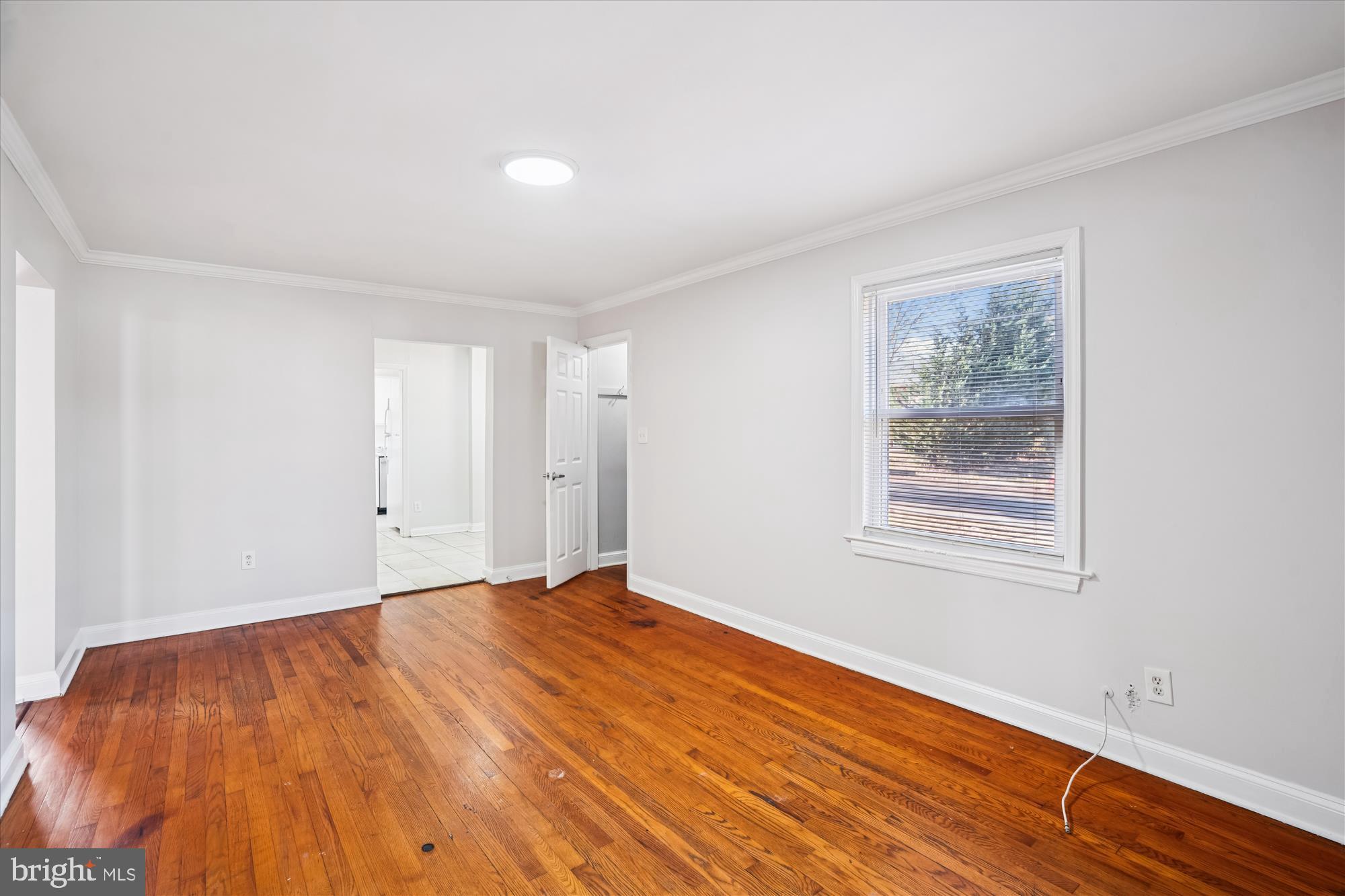 HOLLYWOOD ON THE HILL - Residential