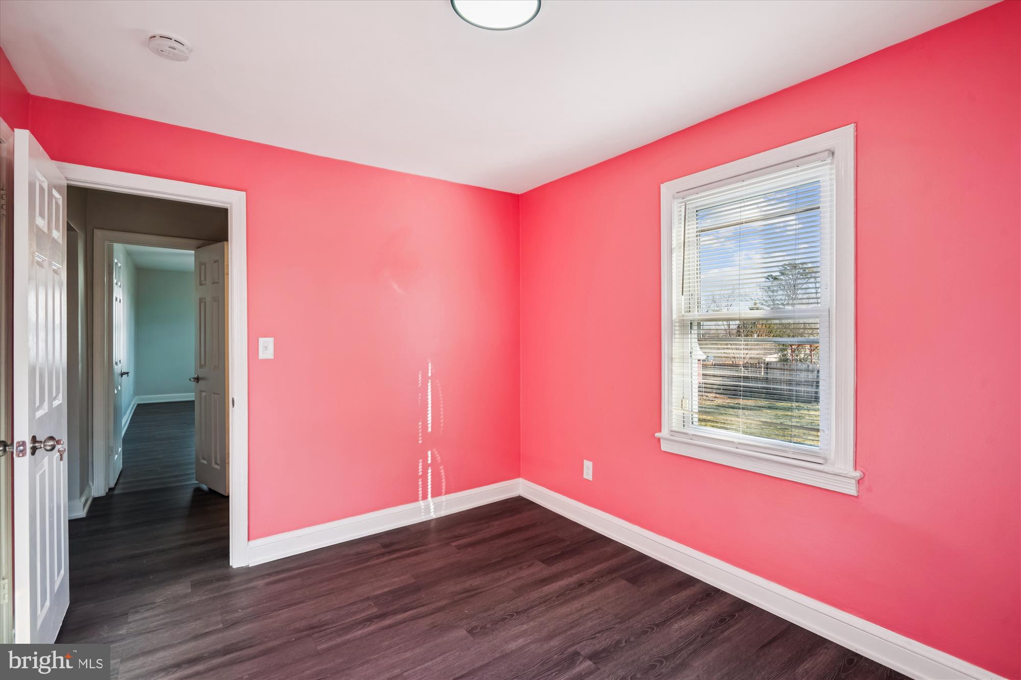 HOLLYWOOD ON THE HILL - Residential