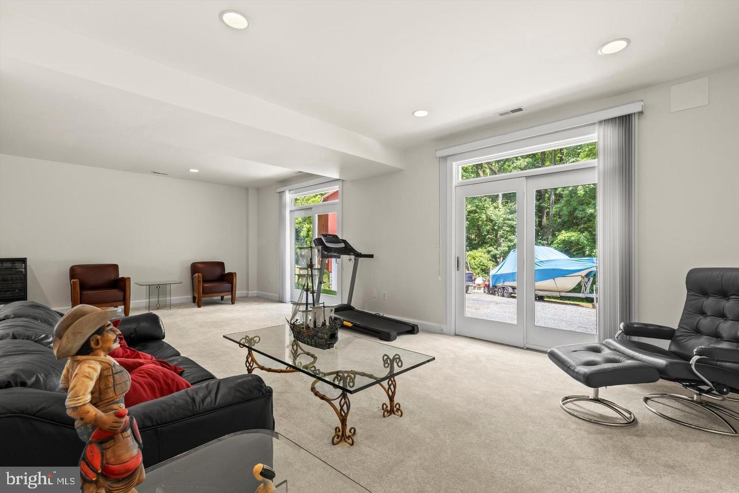 BUTLER/GLYNDON - Residential