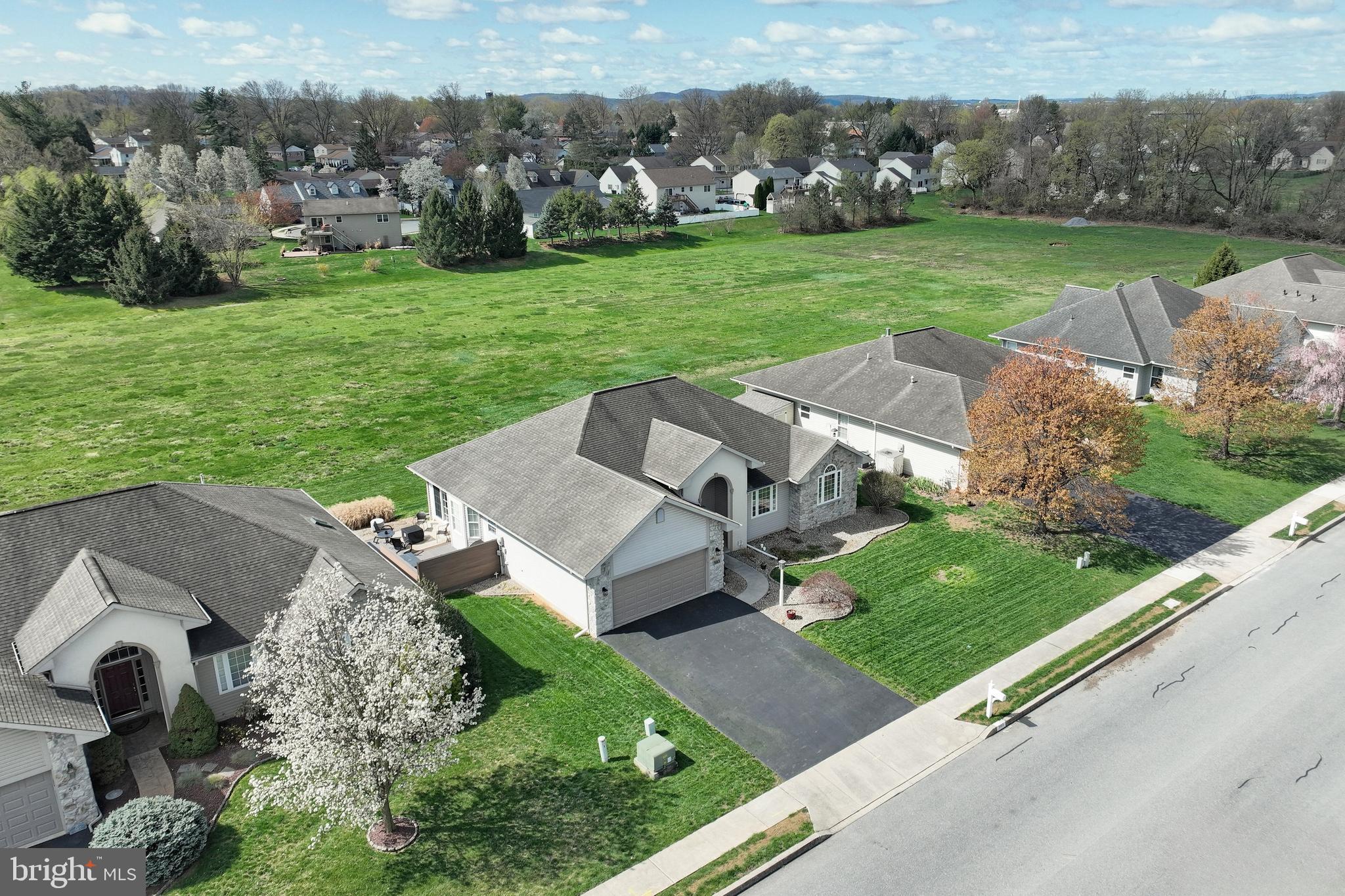 THE ORCHARDS - Residential