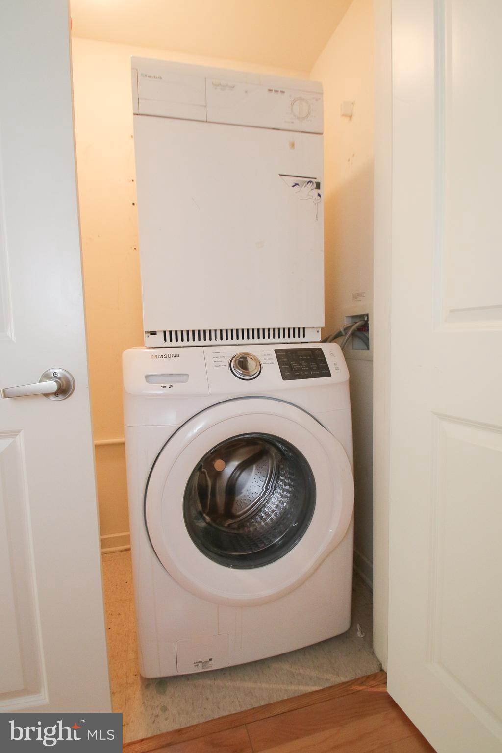 OLD CITY - Residential Lease