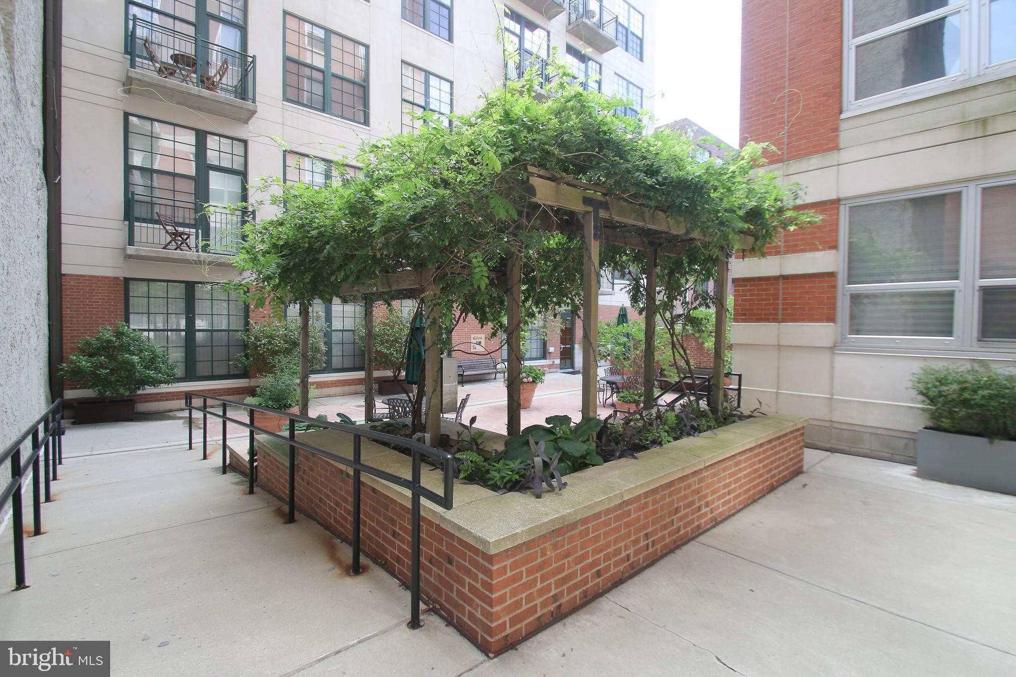 OLD CITY - Residential Lease