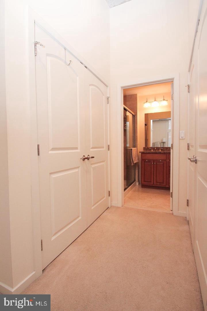 OLD CITY - Residential Lease