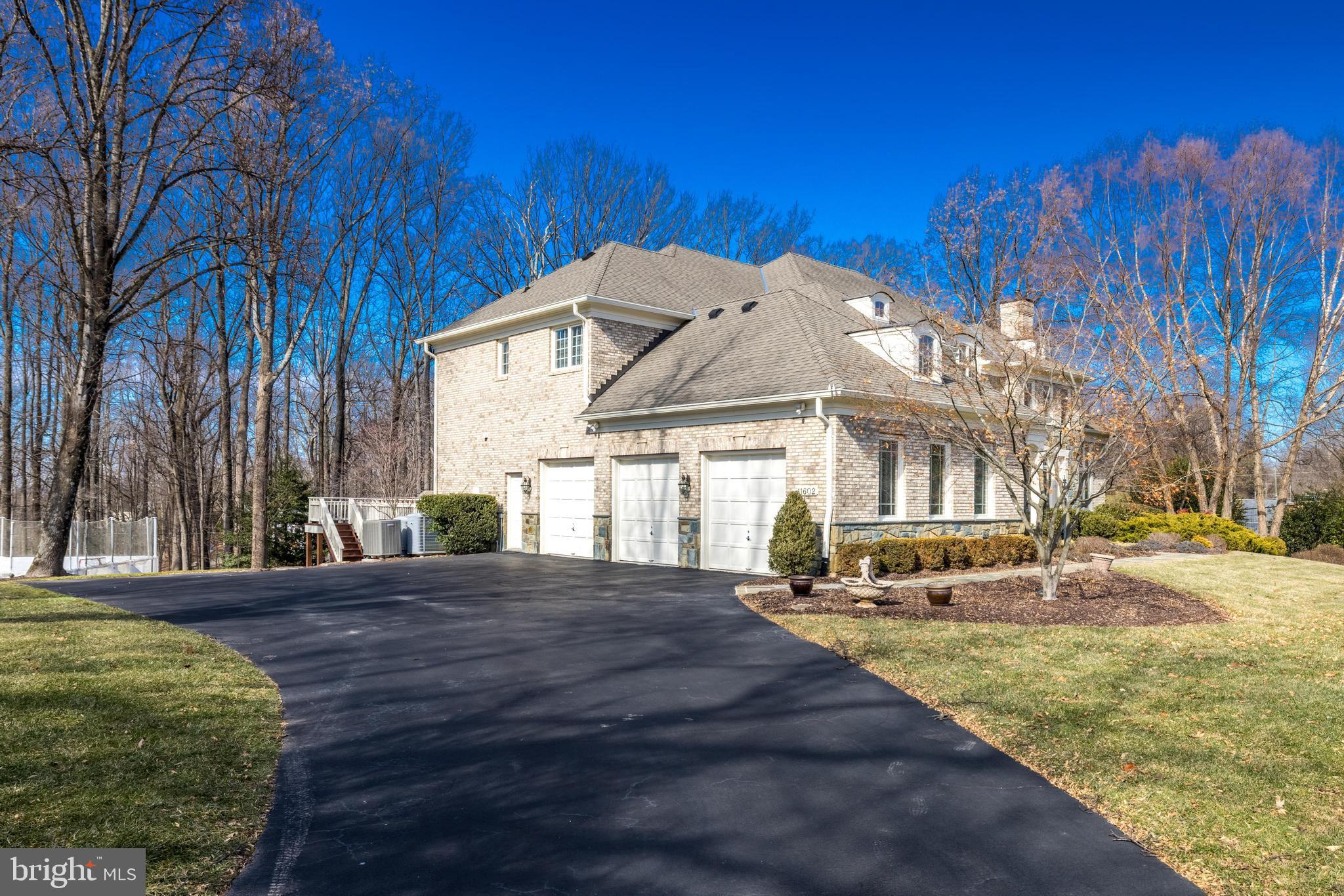 MEADOWS OF GREAT FALLS - Residential