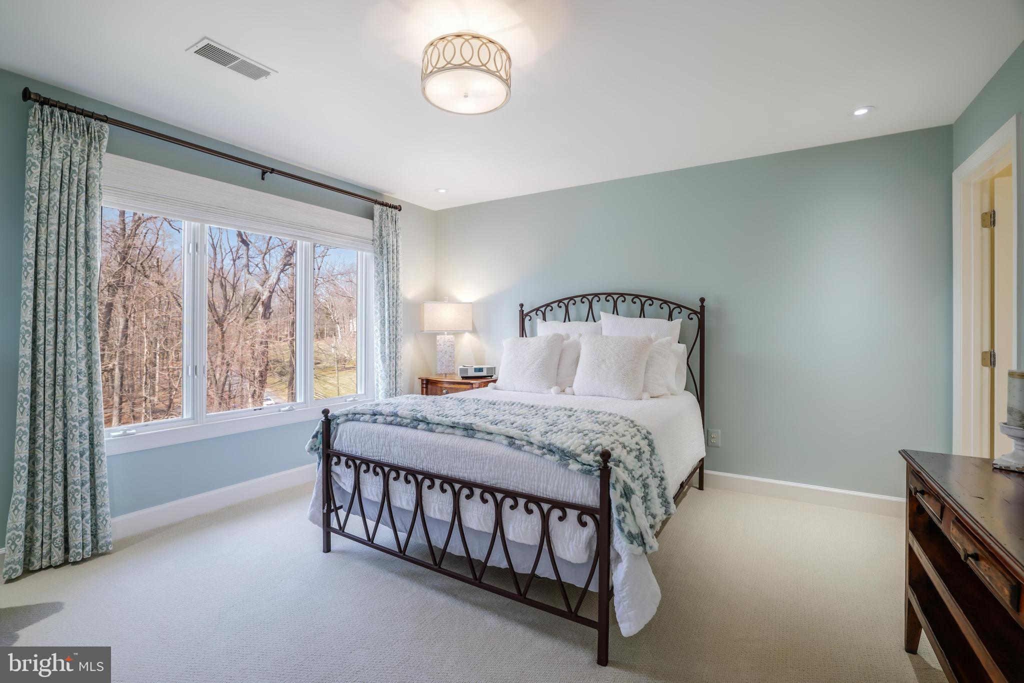 MEADOWS OF GREAT FALLS - Residential