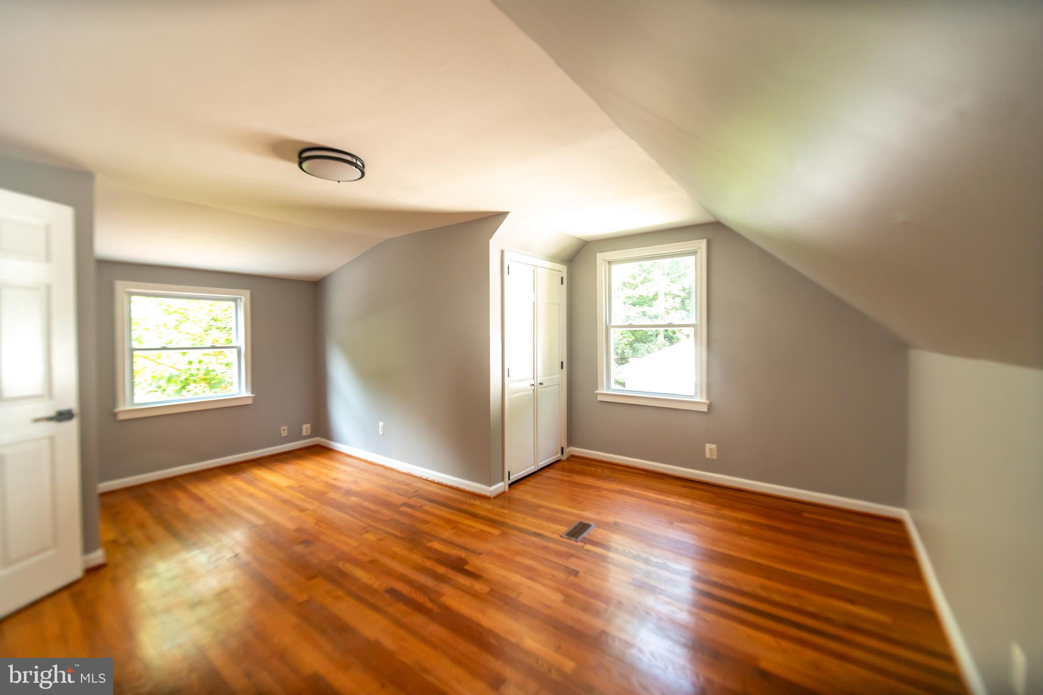 FAIRFAX WOODS - Residential