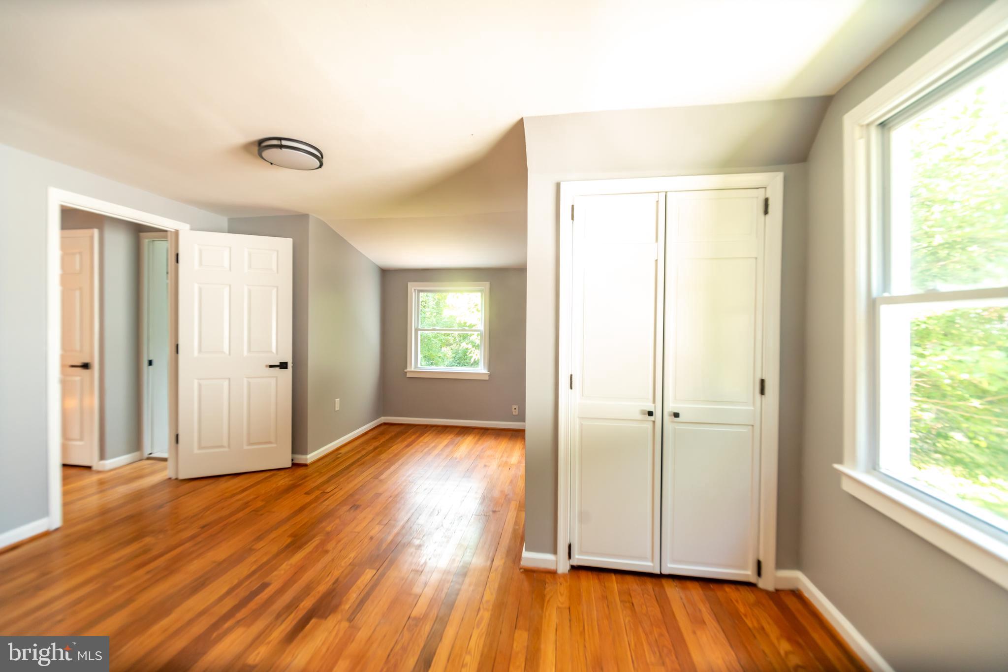 FAIRFAX WOODS - Residential