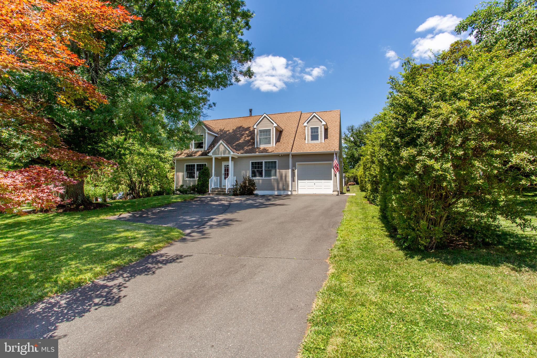 117 CIRCLE DRIVE S