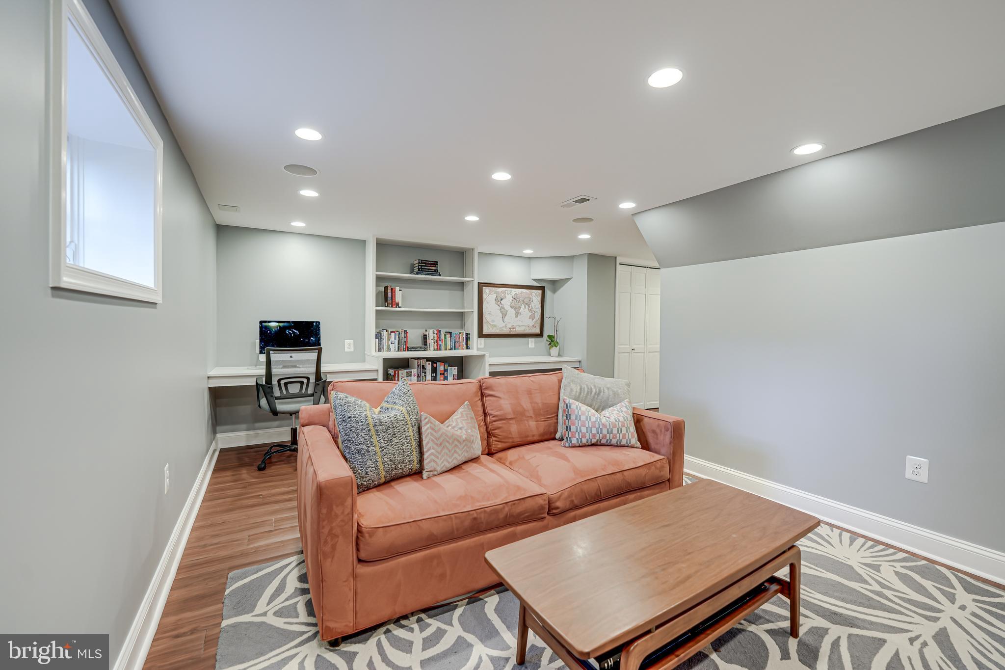 CHEVY CHASE - Residential