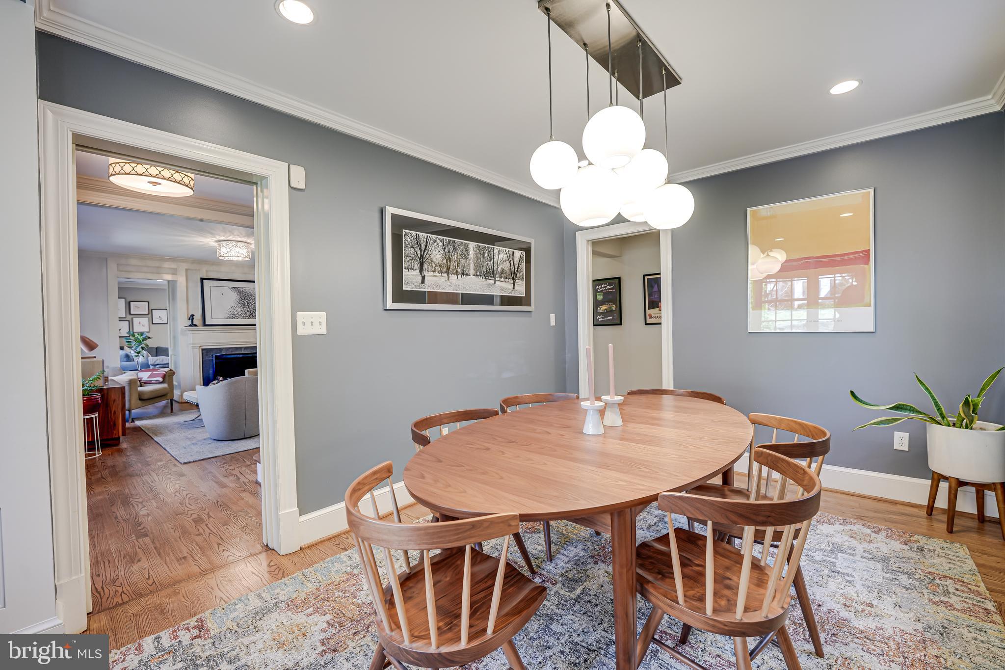 CHEVY CHASE - Residential