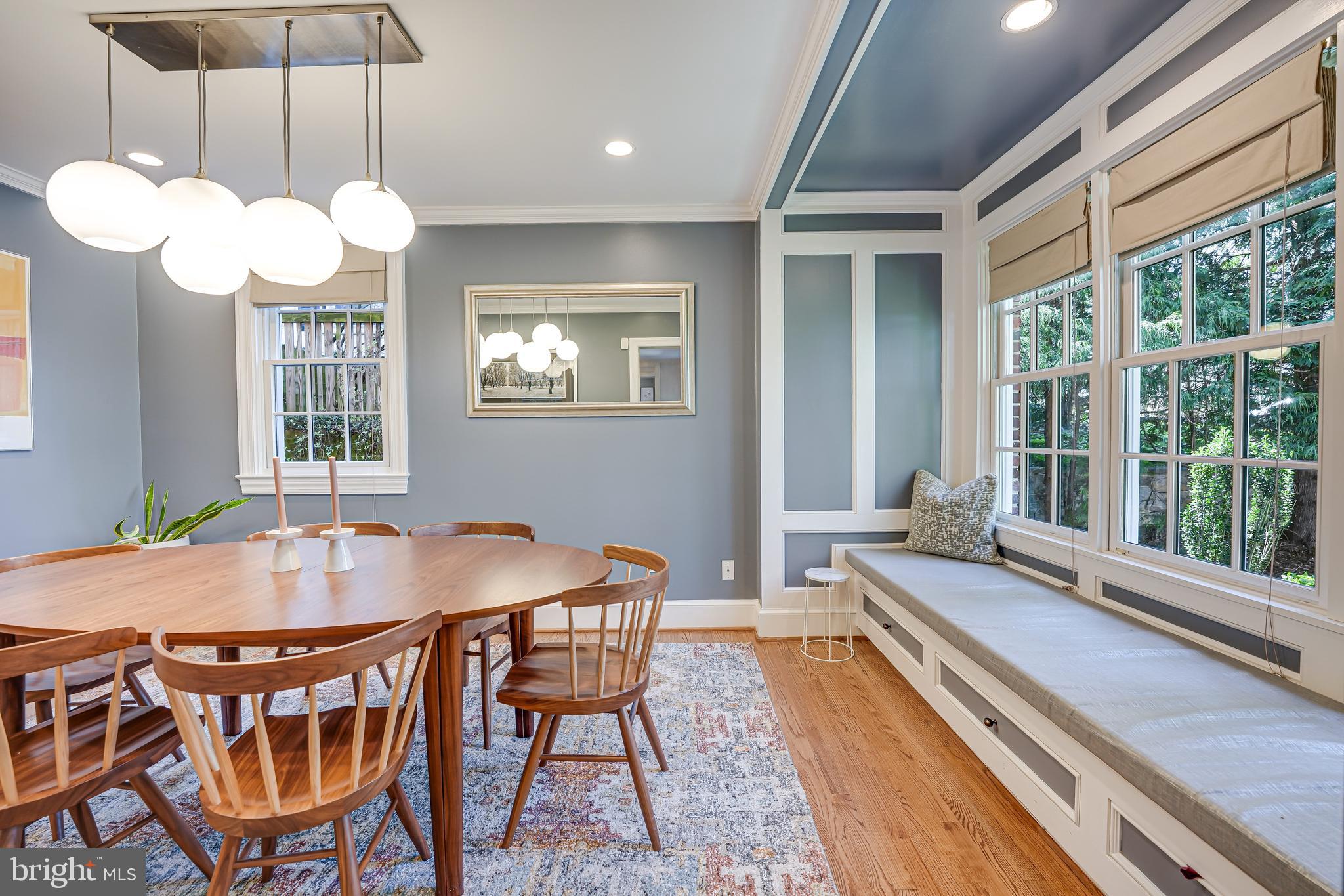 CHEVY CHASE - Residential