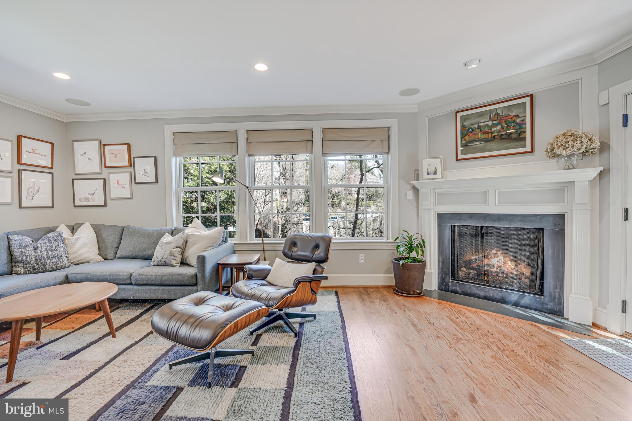 CHEVY CHASE - Residential