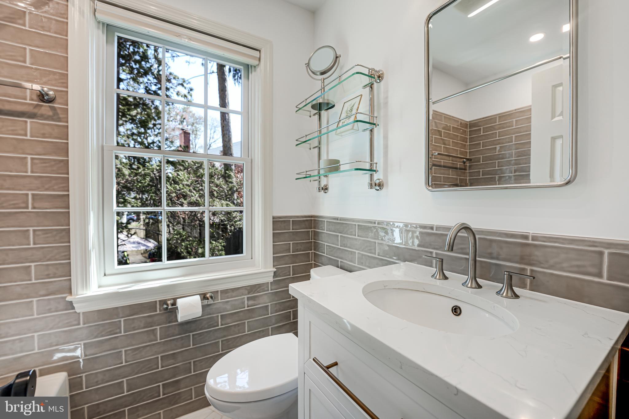 CHEVY CHASE - Residential