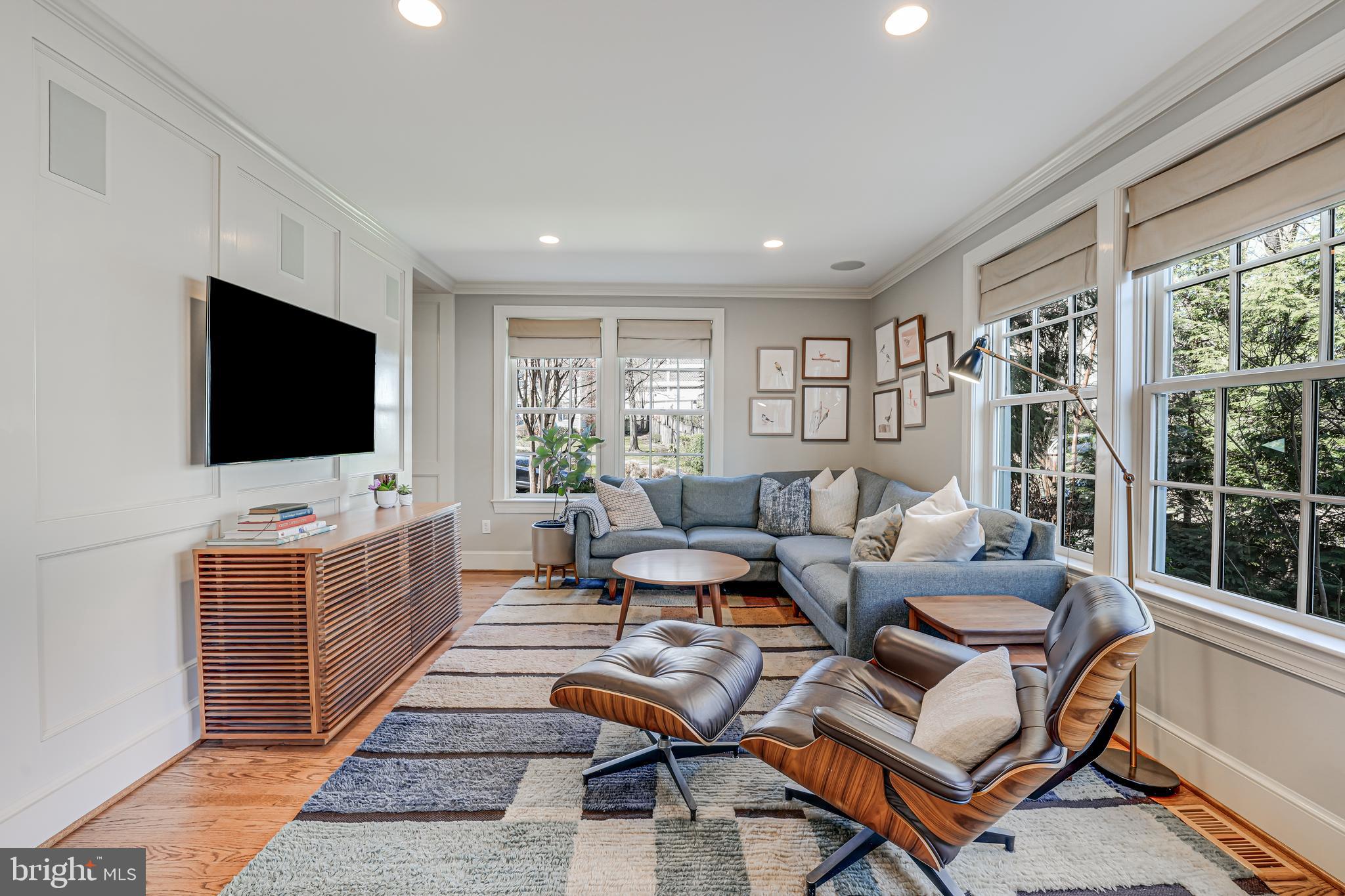 CHEVY CHASE - Residential