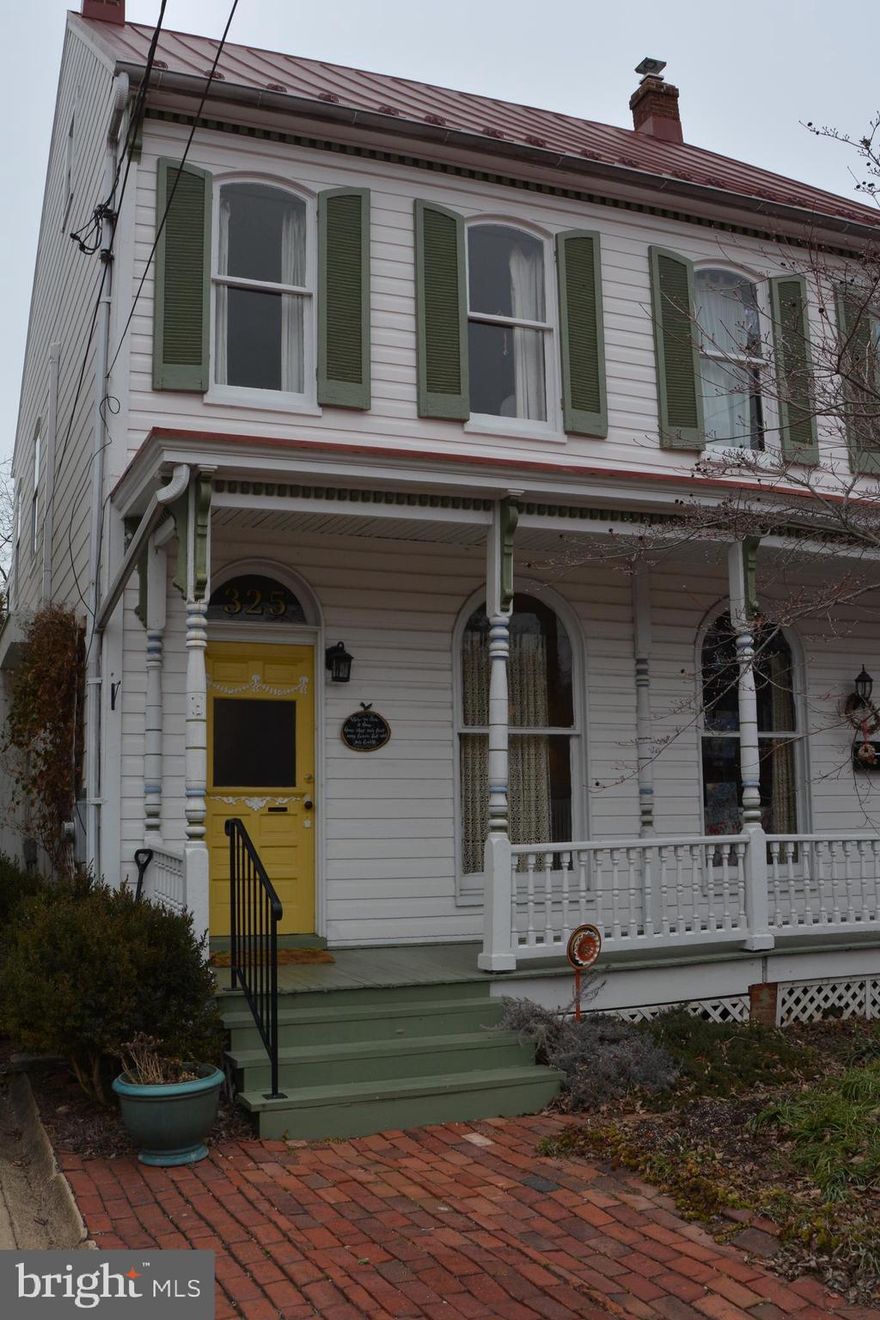 Welcome Home to this lovely duplex located in Downtown Frederick.  It's walking distance  to all of the fabulous restaurants and shops.  This home has been well taken care of.  Hardwood floors throughout, granite countertops and stainless steel in kitchen. Two updated full bathrooms. Screened in porch on the back where you can sit and relax and enjoy the beauty of the backyard that lights up with color during the warmer months.  Call for a private showing! Good credit score and must make 3 times the monthly rent a month.