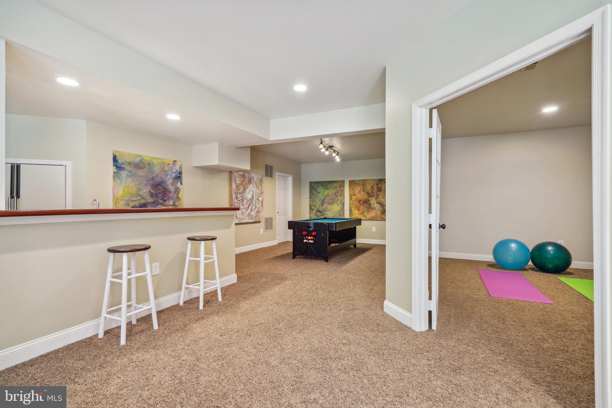 ESTATES AT LOWES ISLAND - Residential