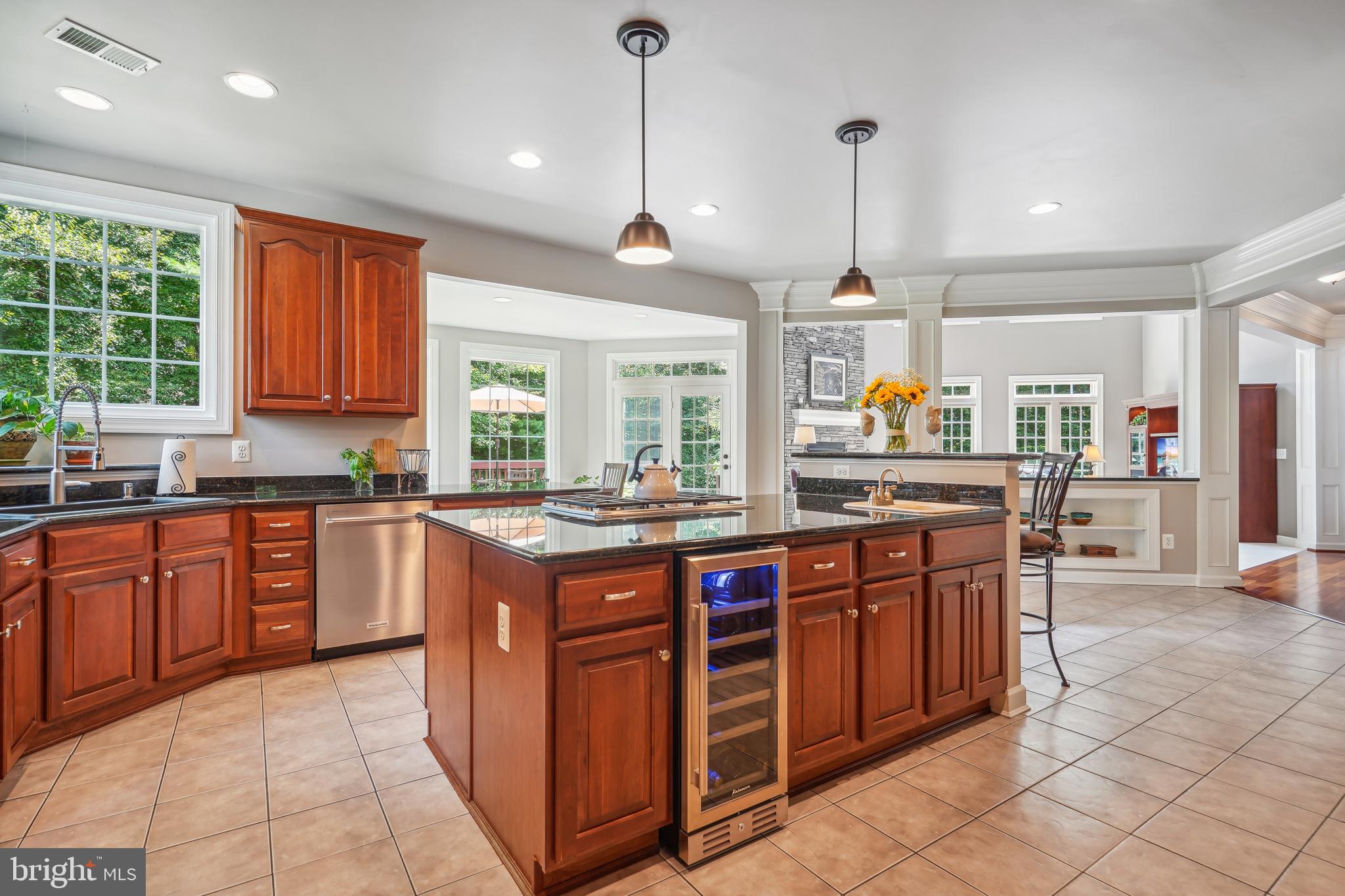 ESTATES AT LOWES ISLAND - Residential