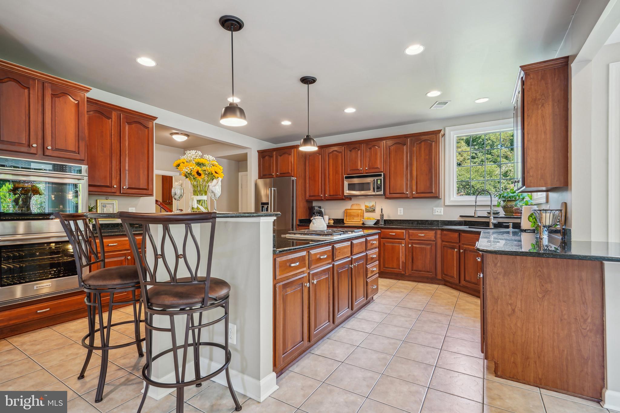 ESTATES AT LOWES ISLAND - Residential