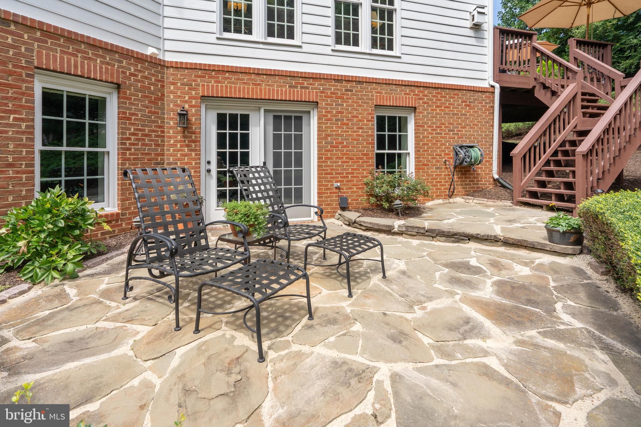 ESTATES AT LOWES ISLAND - Residential