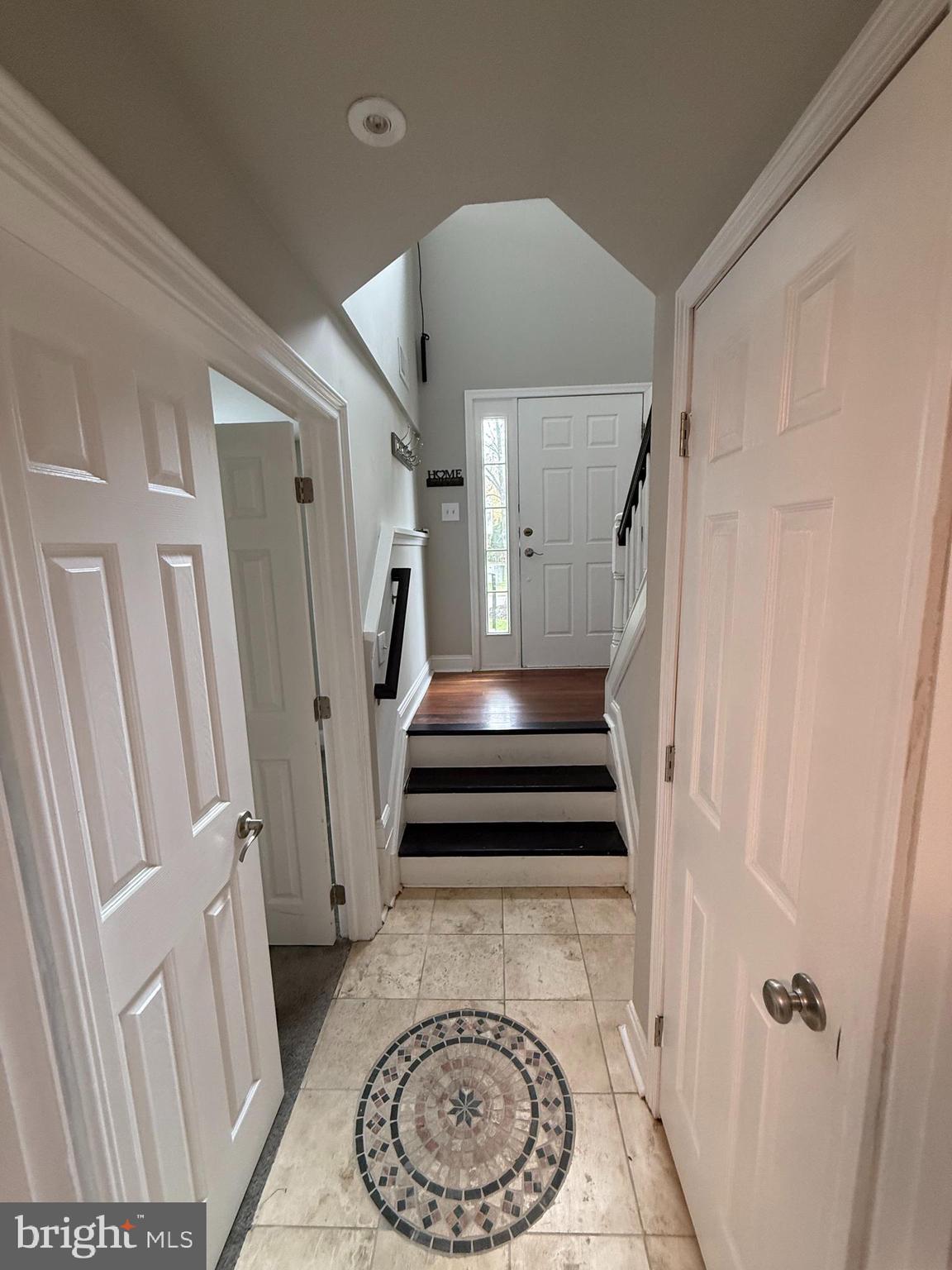 MILESTONE II THS - Residential Lease