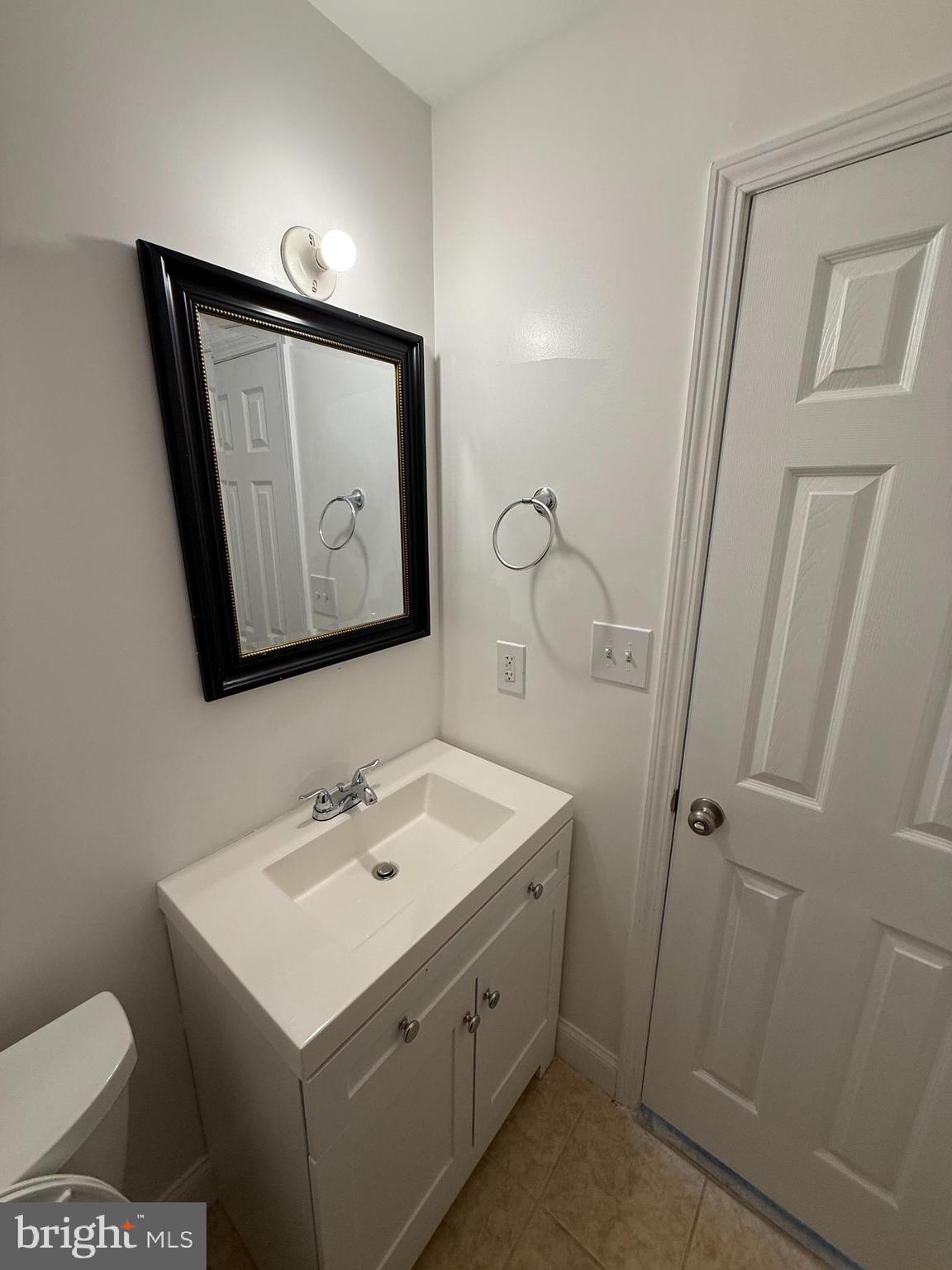 MILESTONE II THS - Residential Lease