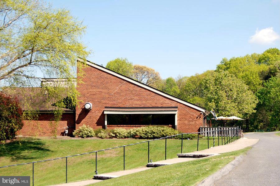 HERITAGE HARBOUR - Residential