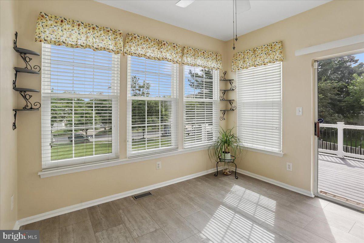 RIDGE COMMONS - Residential