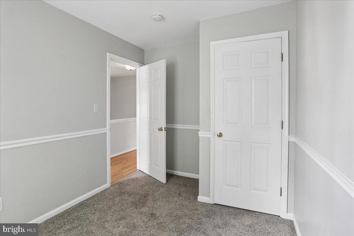 RIDGE COMMONS - Residential