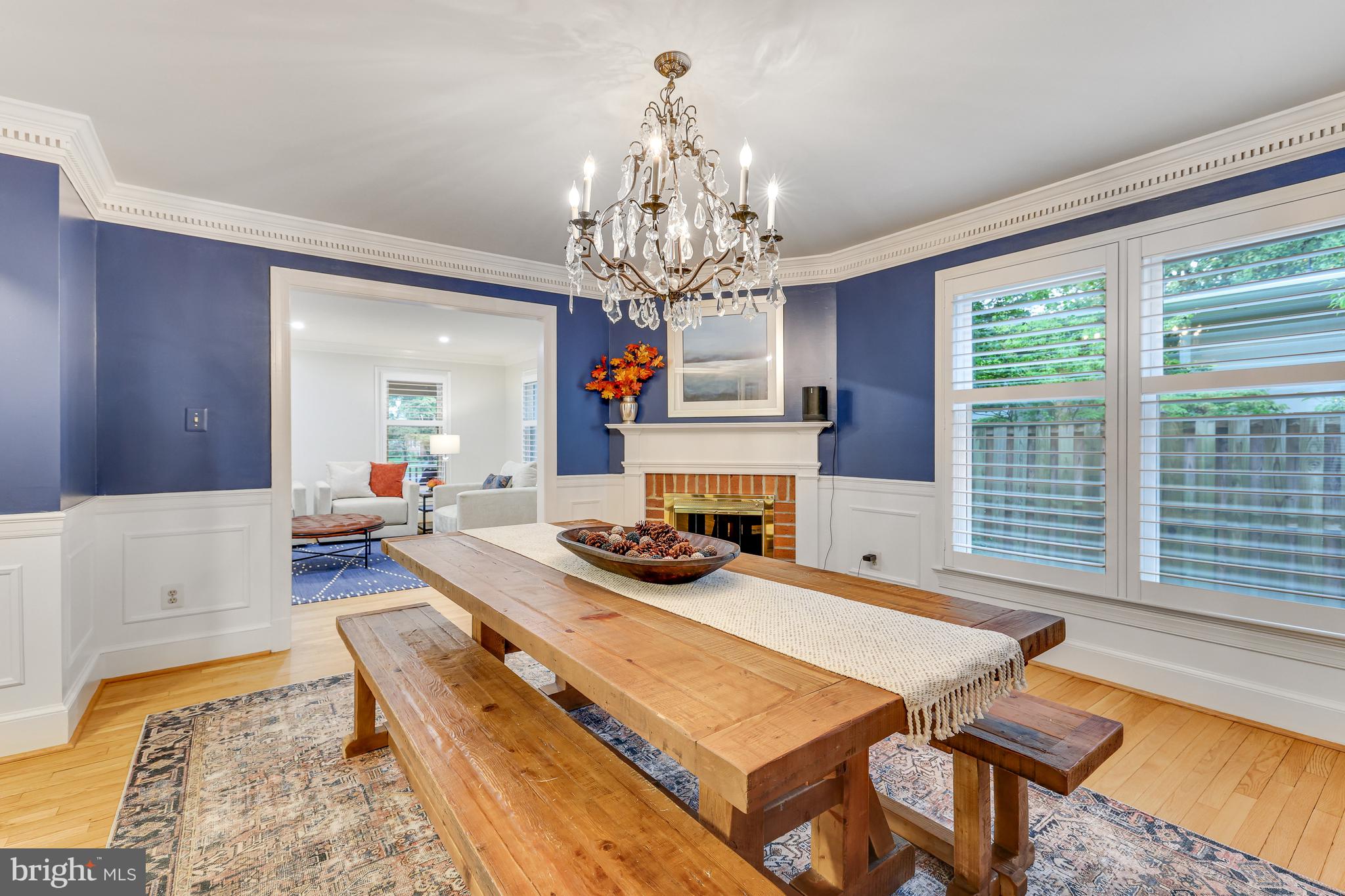 KINGS MANOR - Residential