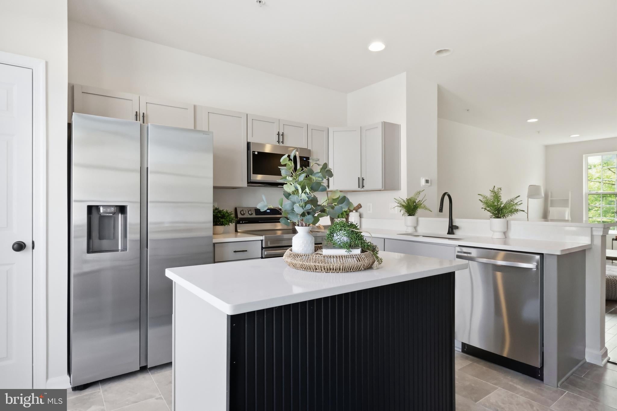 7109 PENNY LANE