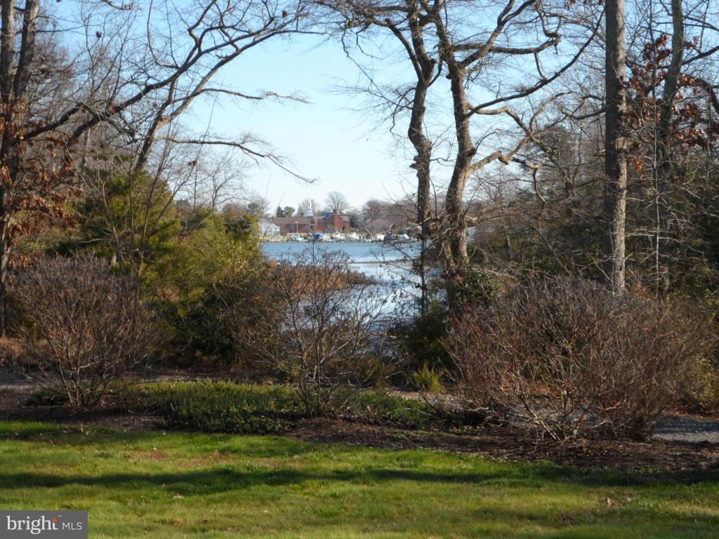 MONROE POINT - Residential Lease