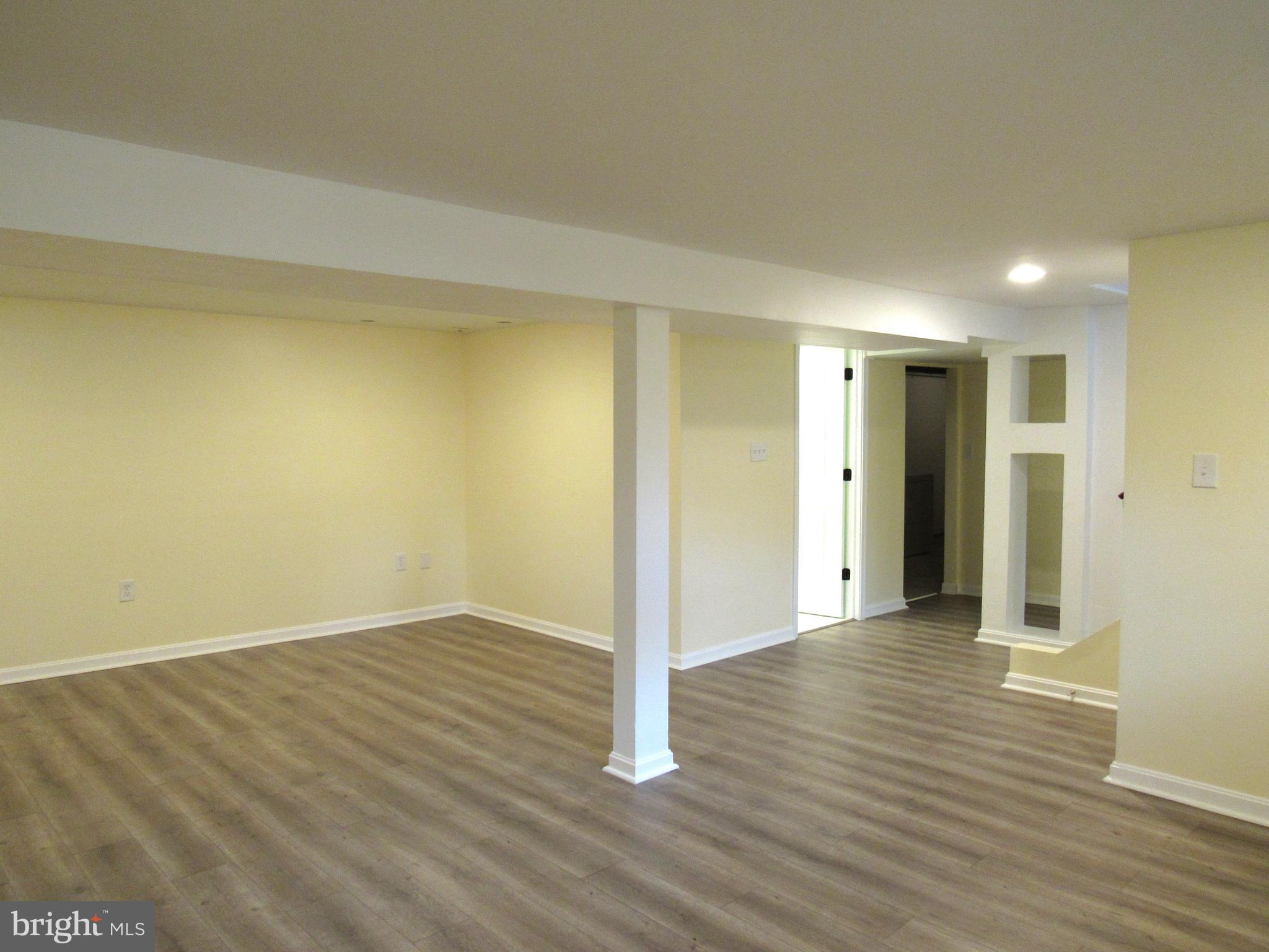 BIRCHWOOD CITY - Residential Lease