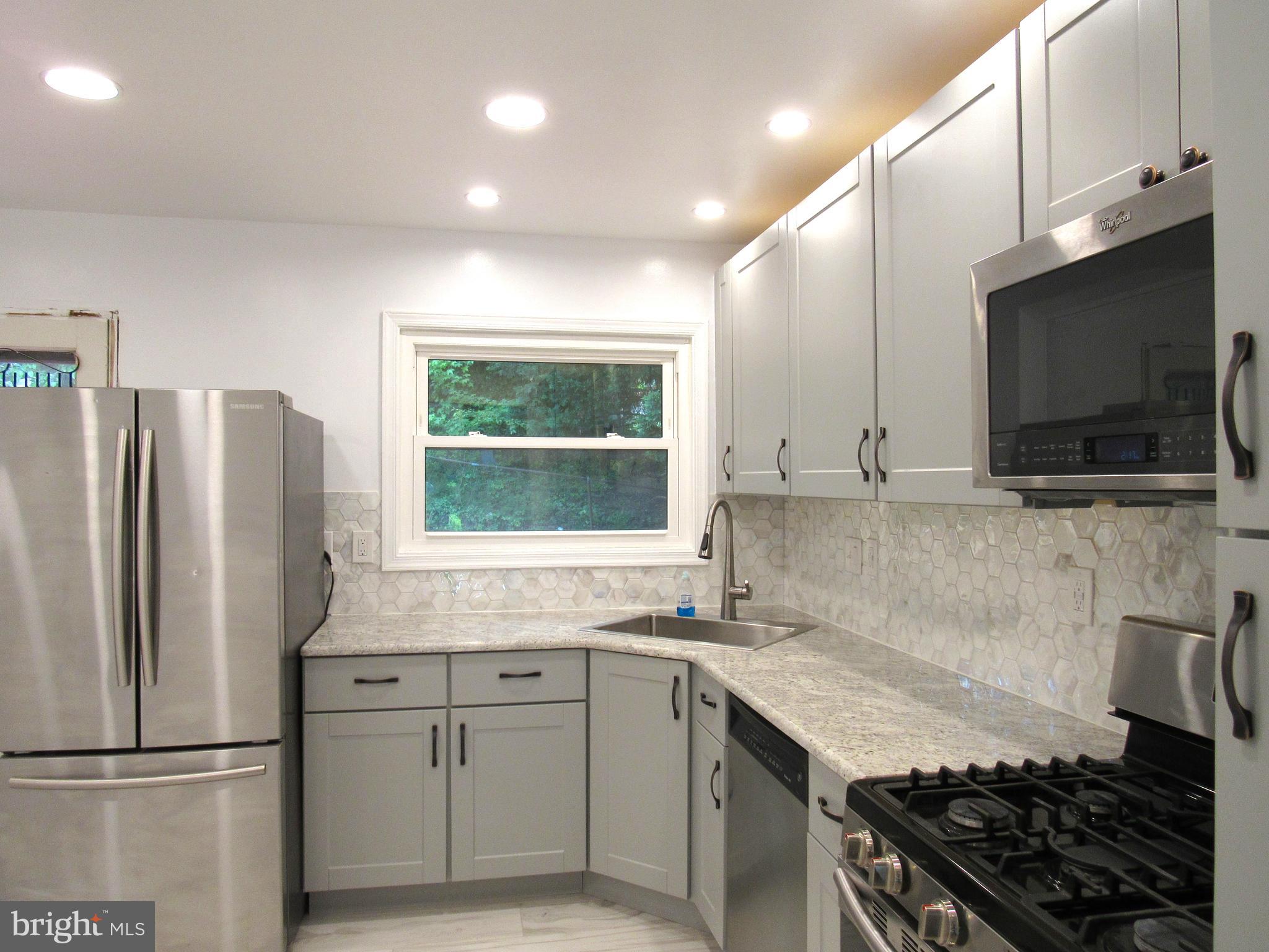 BIRCHWOOD CITY - Residential Lease