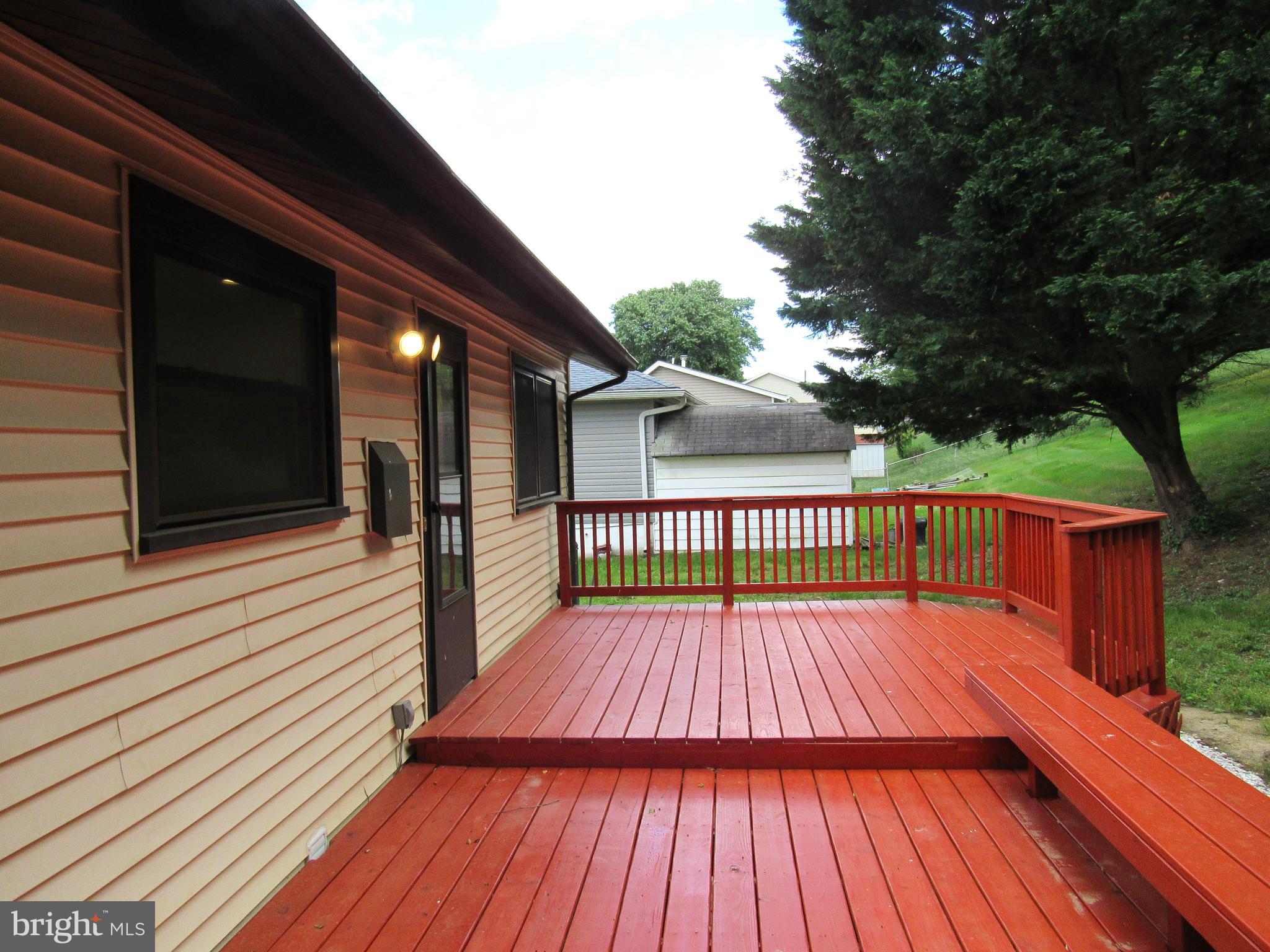 BIRCHWOOD CITY - Residential Lease