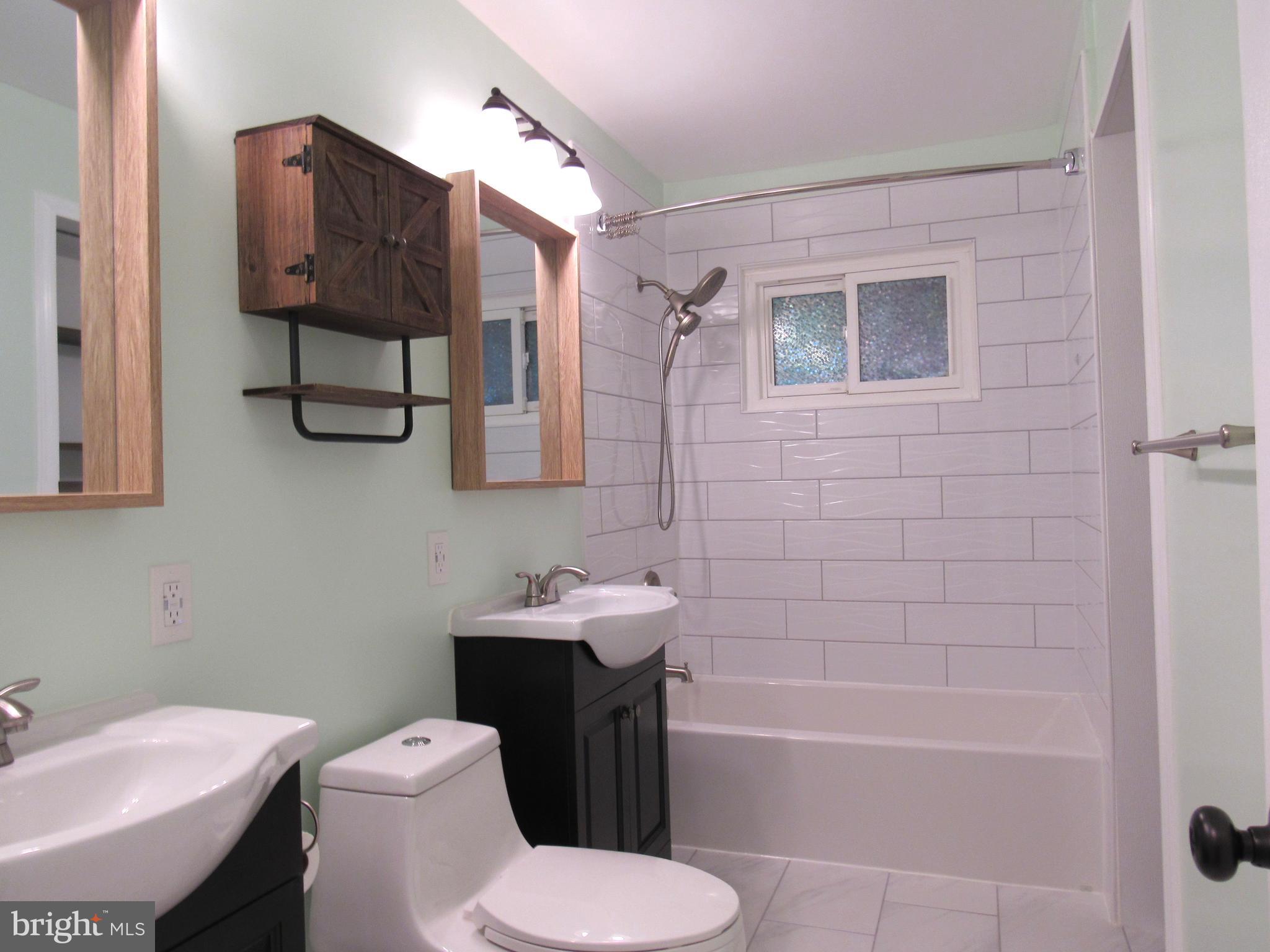 BIRCHWOOD CITY - Residential Lease