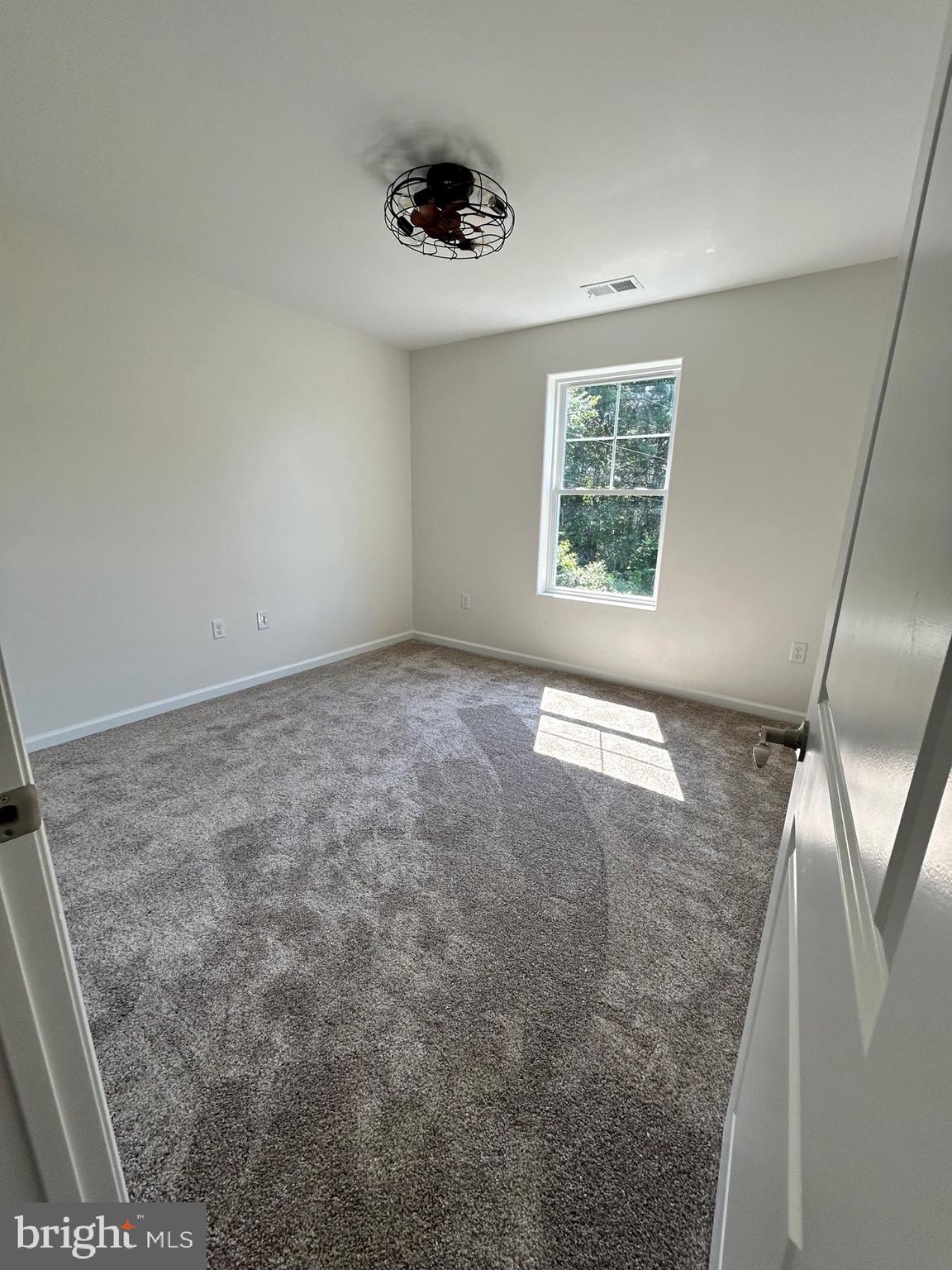 HIDDEN RIVER - Residential