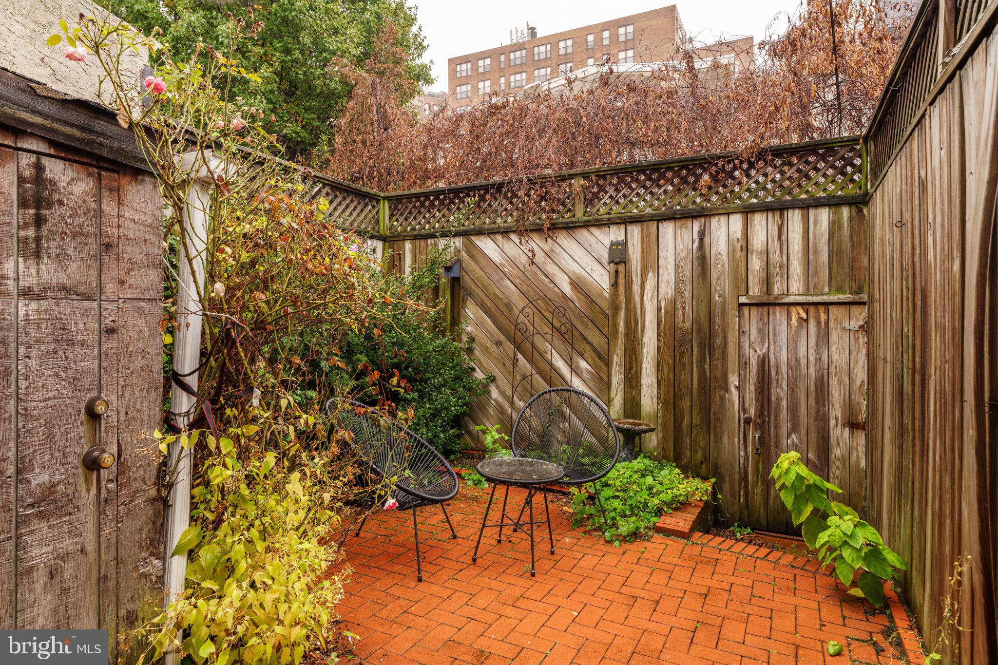 SPRING GARDEN - Residential