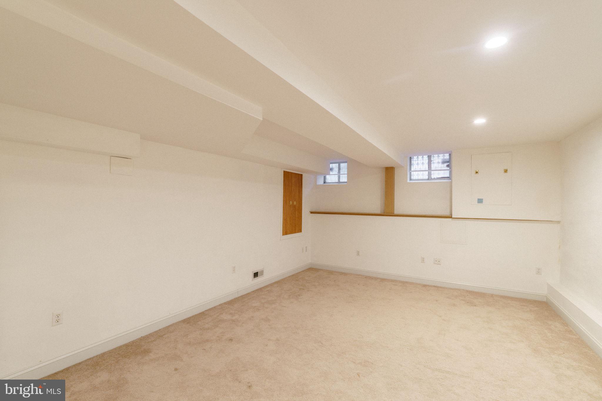 SPRING GARDEN - Residential