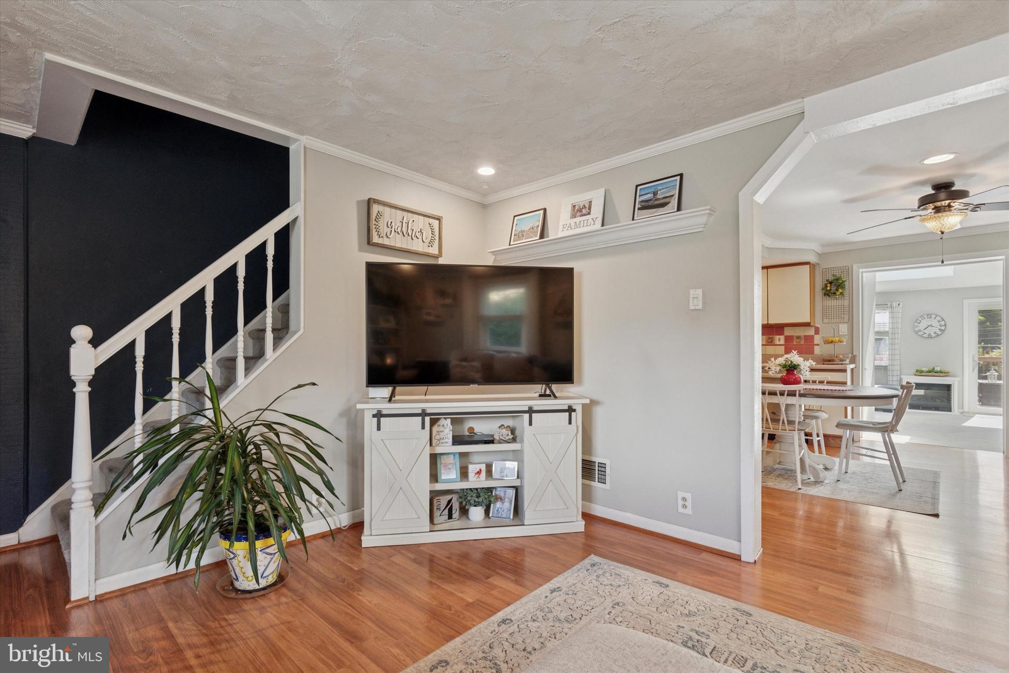 MILL RUN - Residential