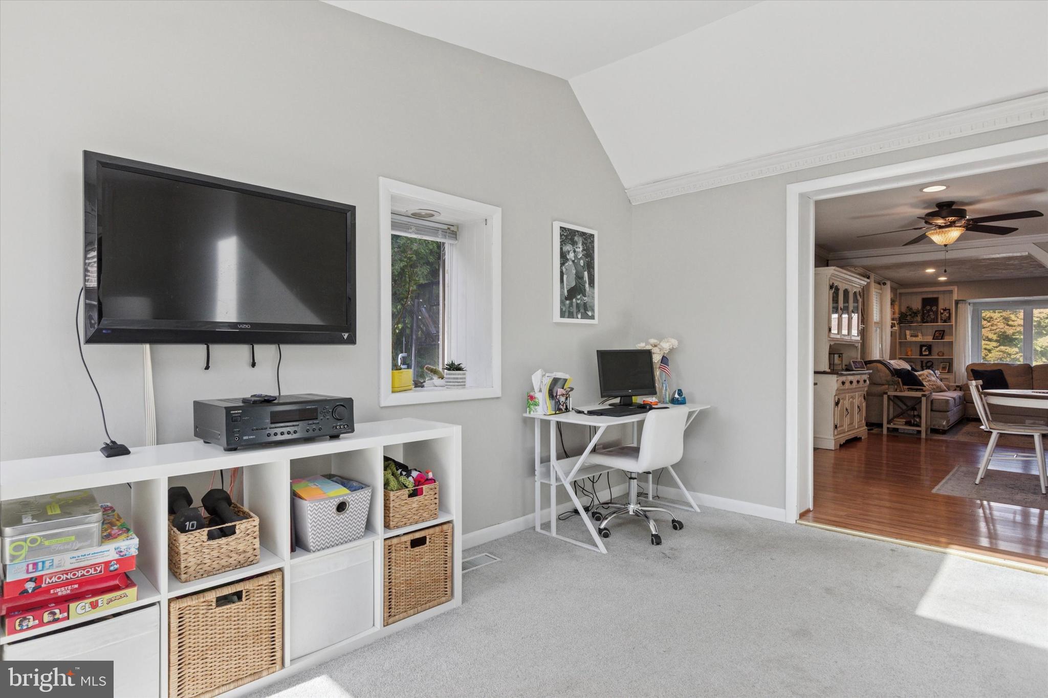 MILL RUN - Residential