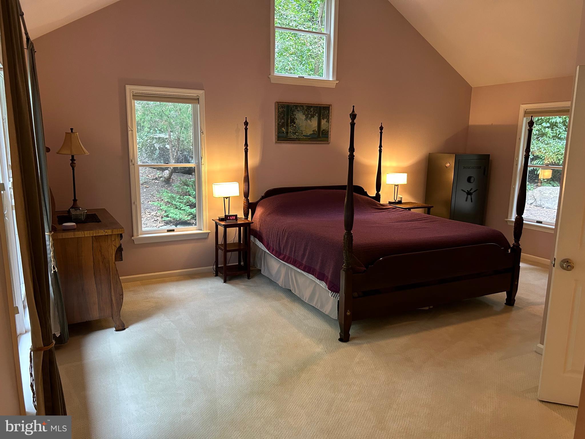 INDIAN ROCK - Residential