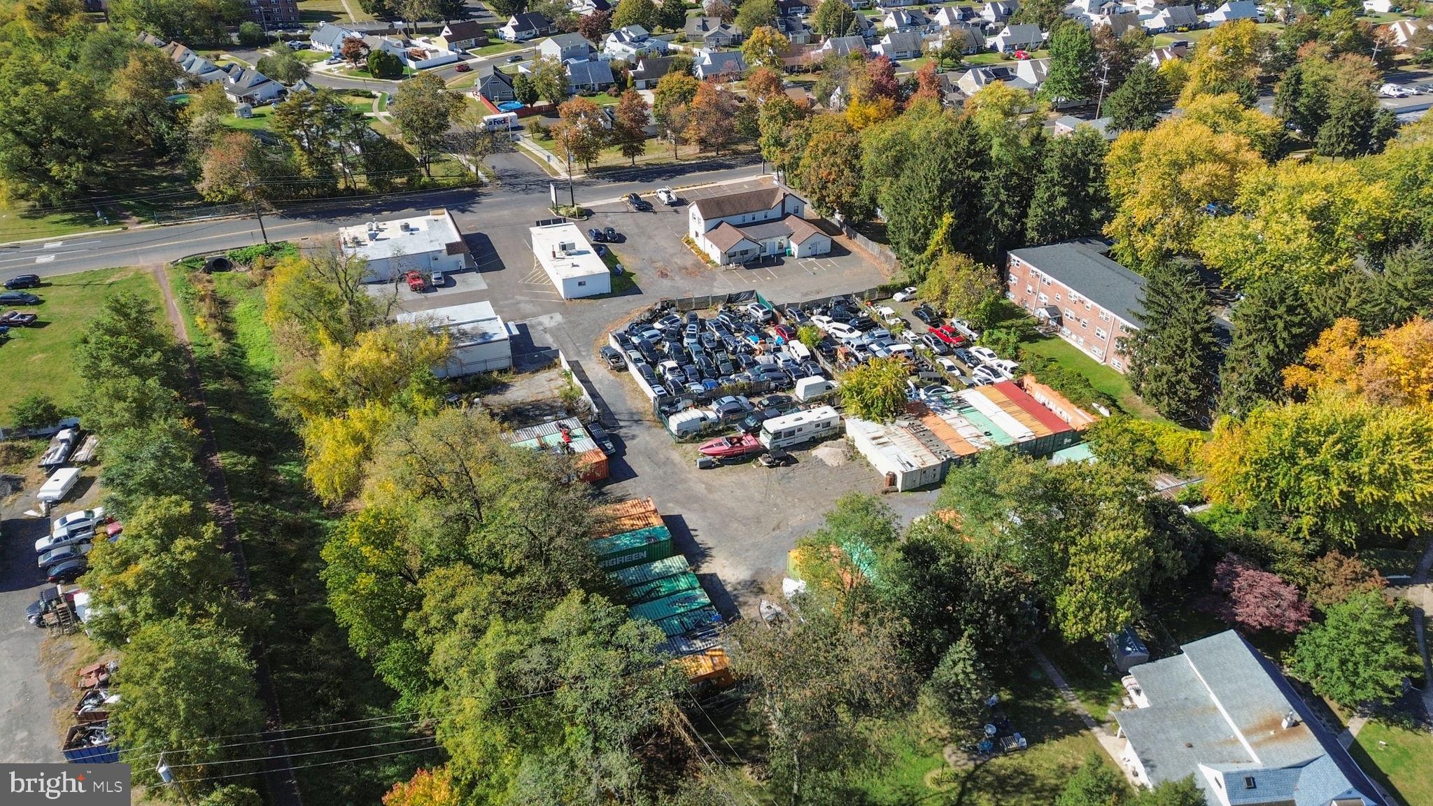 KENWOOD - Commercial Sale