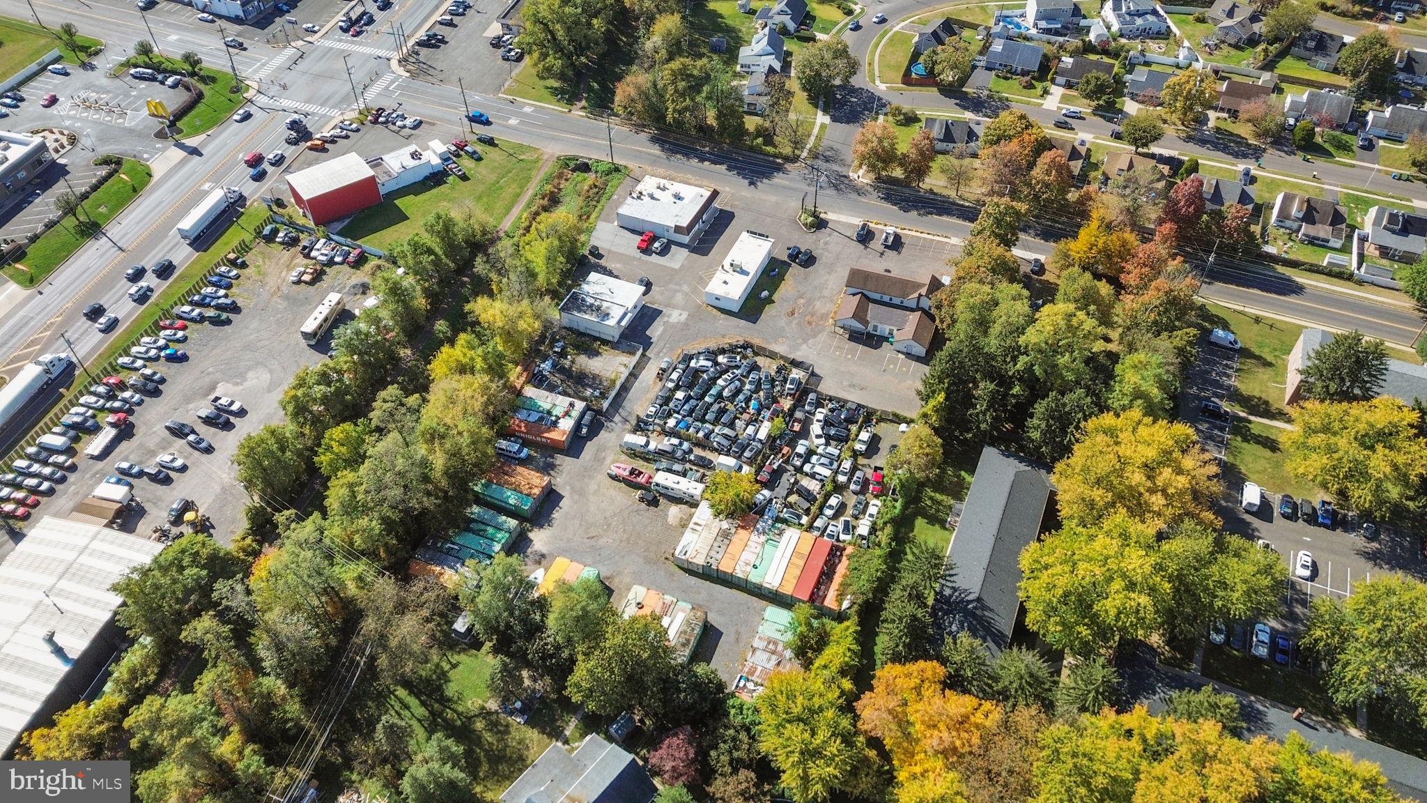 KENWOOD - Commercial Sale