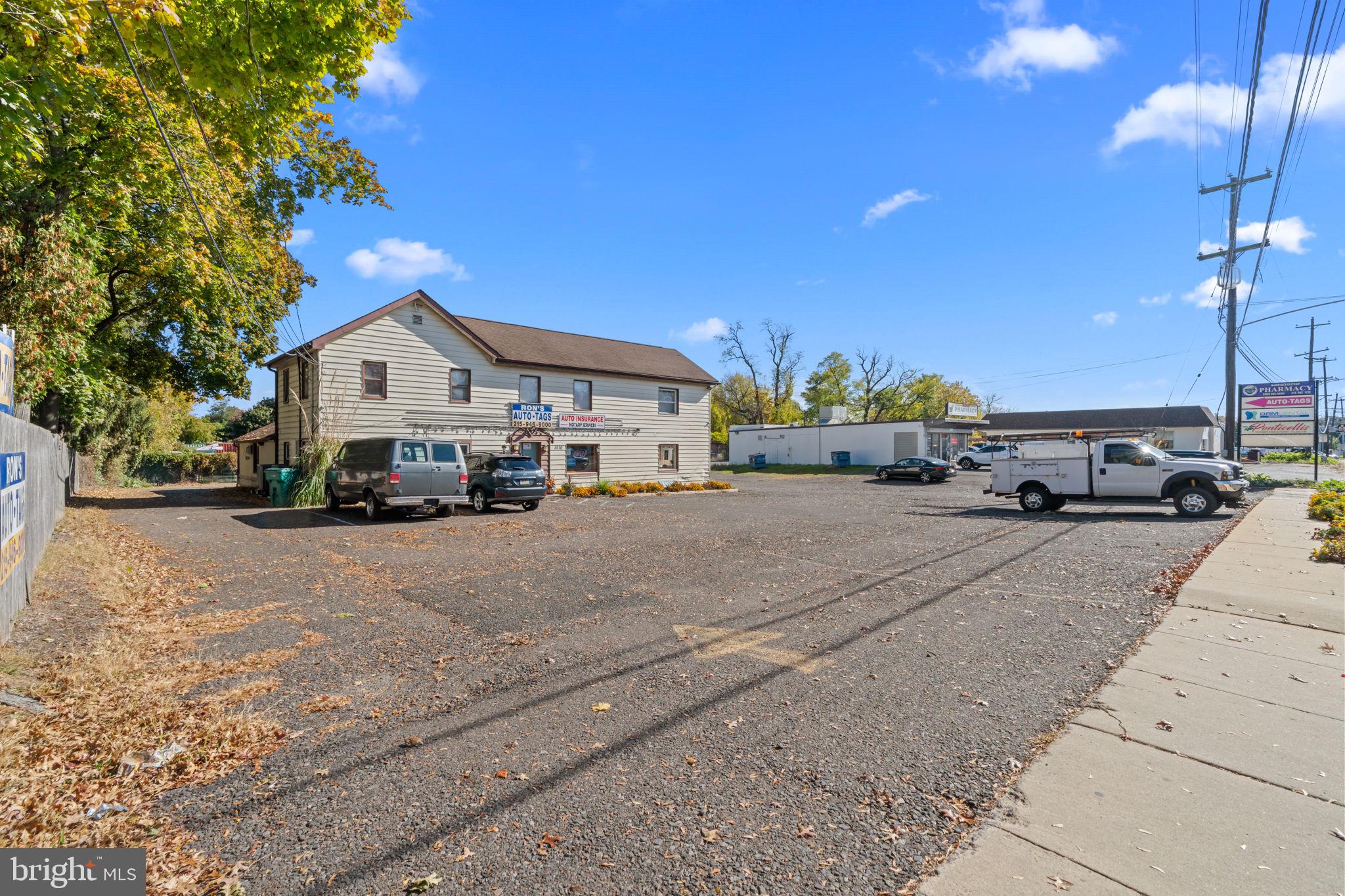 KENWOOD - Commercial Sale