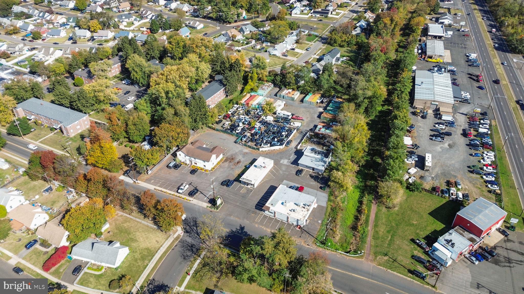 KENWOOD - Commercial Sale